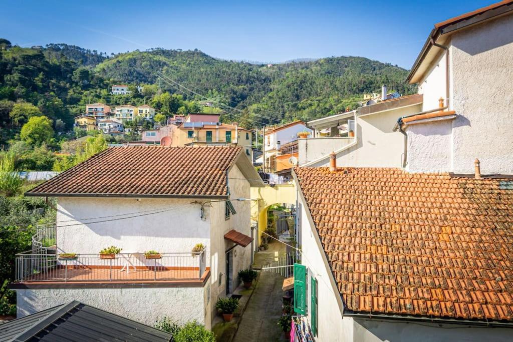 Appartamento Middle Earth La Spezia Exterior photo